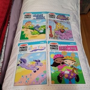 Set of 4 Melissa and Doug Phonics Comics Level 1